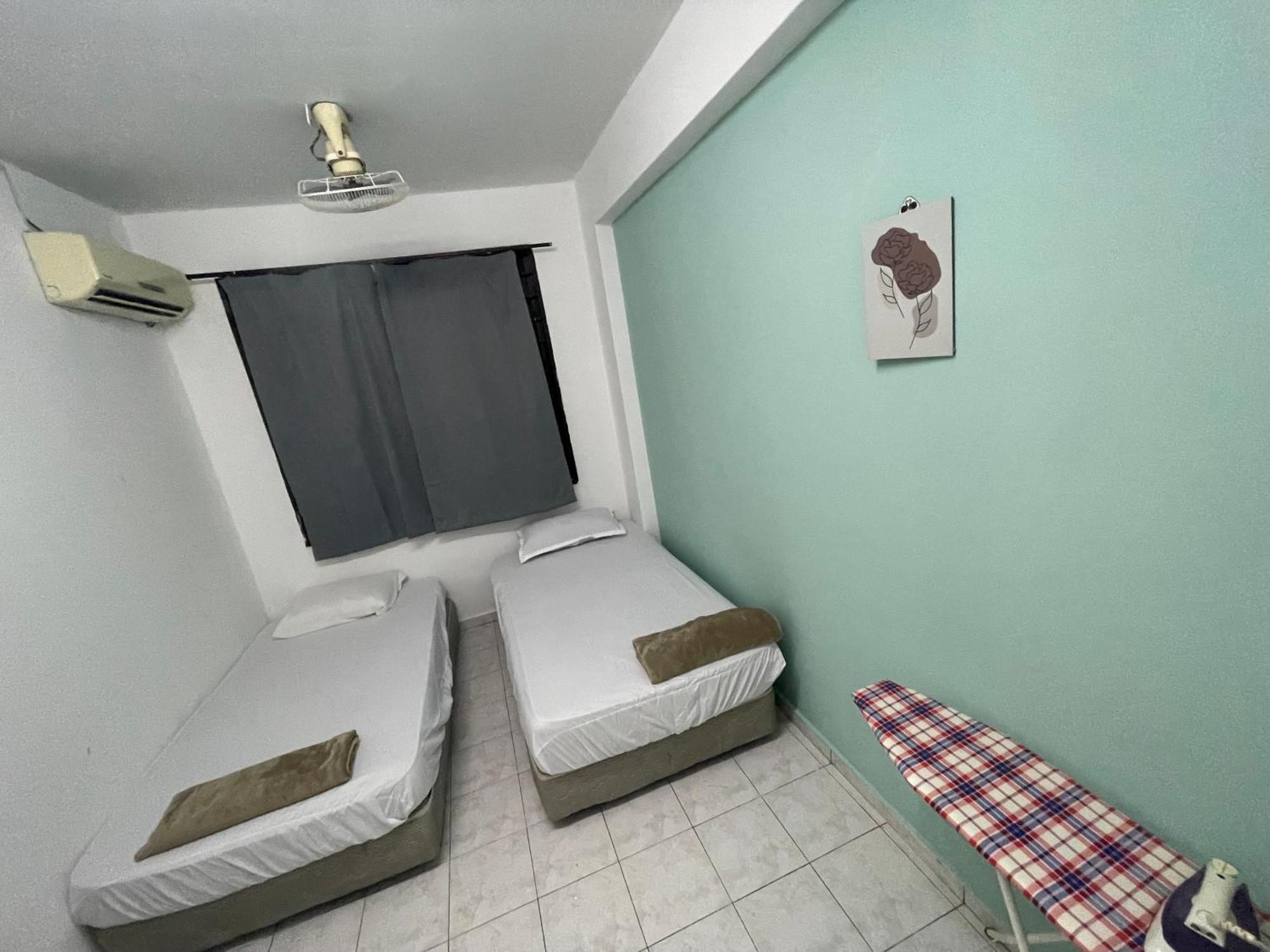 Blissful Breeze 4 Rooms & Netflix By Ezyroom Melaka Ayer Keroh Luaran gambar