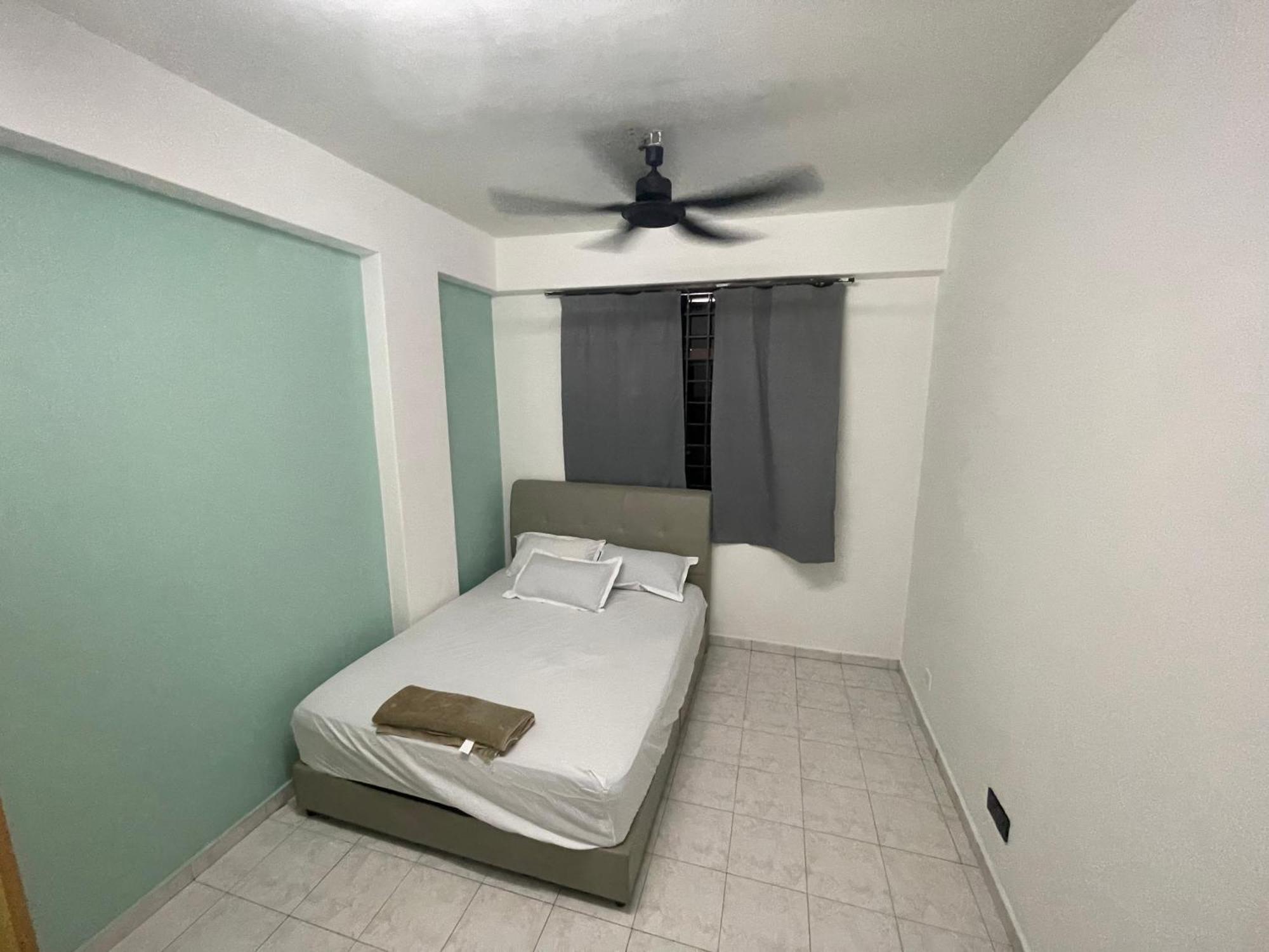 Blissful Breeze 4 Rooms & Netflix By Ezyroom Melaka Ayer Keroh Luaran gambar